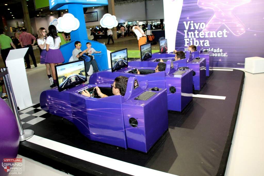 Simuladores F1 VIVO na Campus Party CPBR8