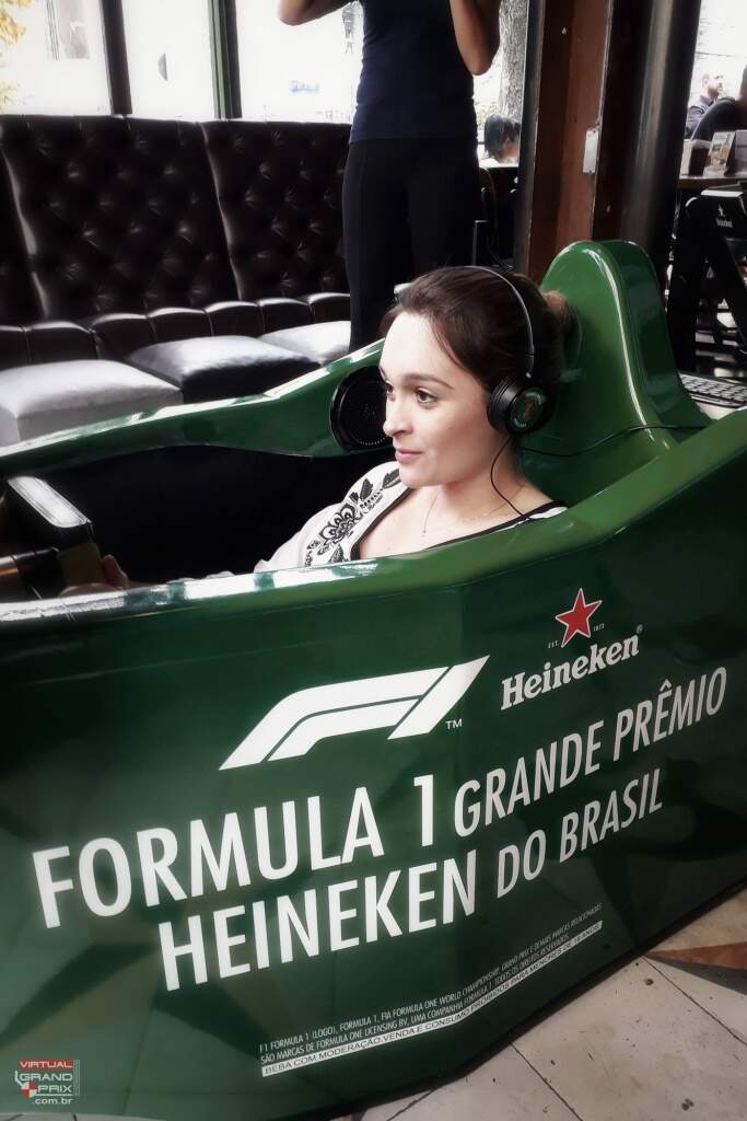 Simulador Cockpit F1 Heineken @ Bar Aurora (3)