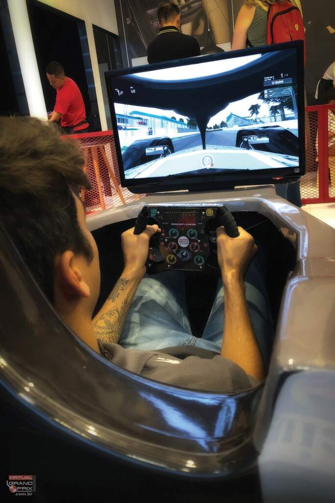 Simuladores Cockpit Formula E Nissan @ SDA 2018 (14)