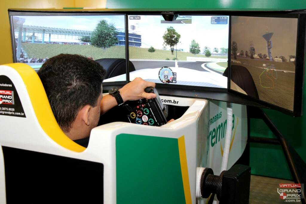 Simulador Cockpit F1 MOTION VirtualGrandPrix Petrobras