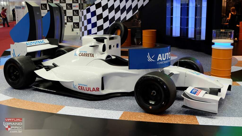 Simulador F1 Autotrac - Fenatran 2015 (2)
