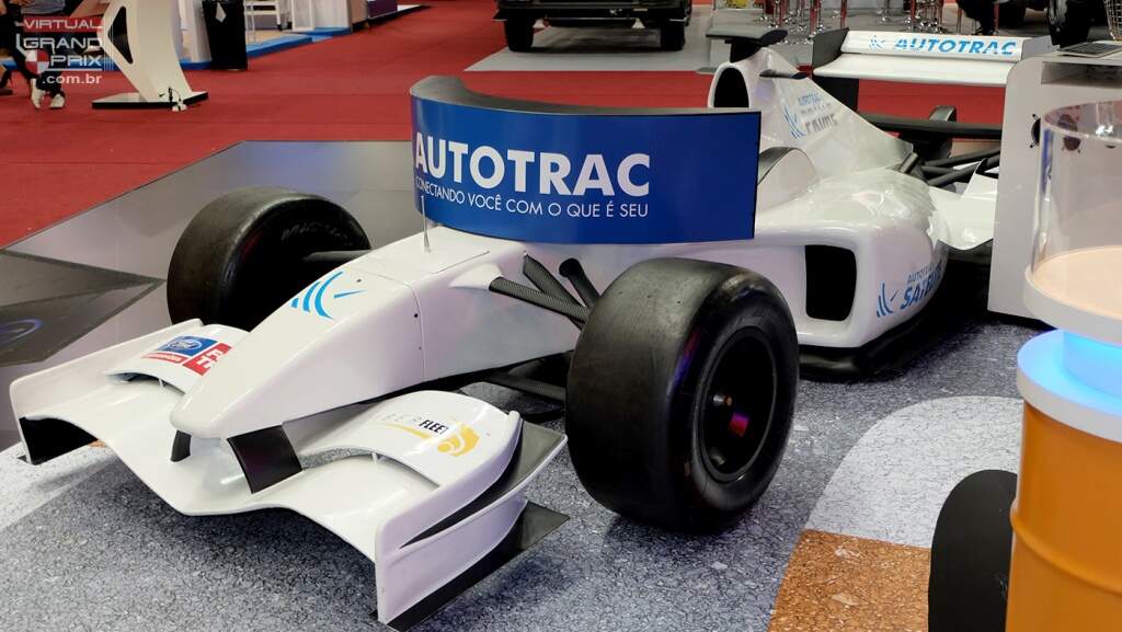 Simulador F1 Autotrac - Fenatran 2015 (4)