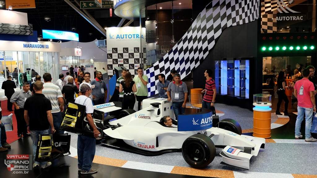 Simulador F1 Autotrac - Fenatran 2015 (5)