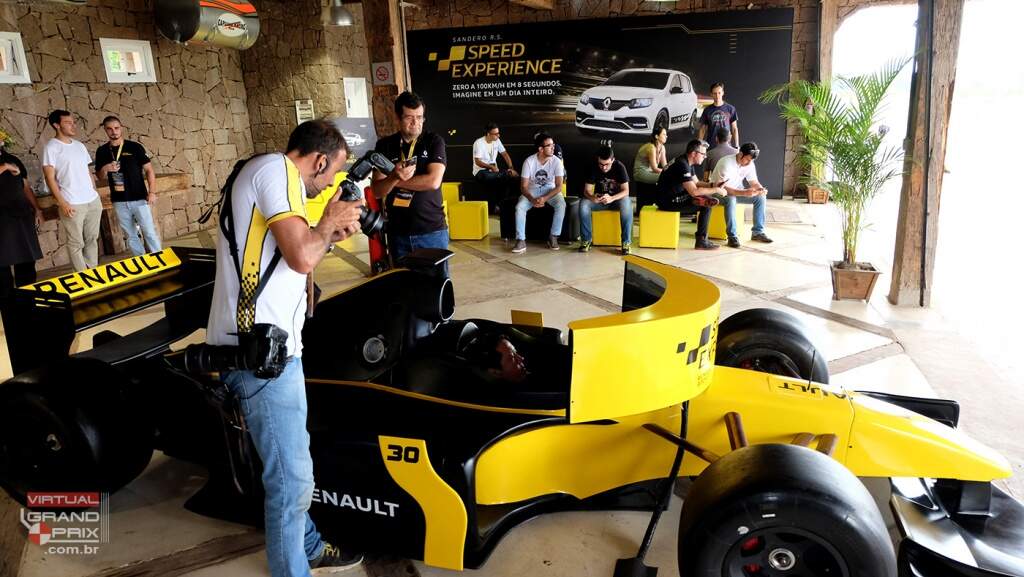 Simulador F1 Renault @ Fazenda Capuava (18)