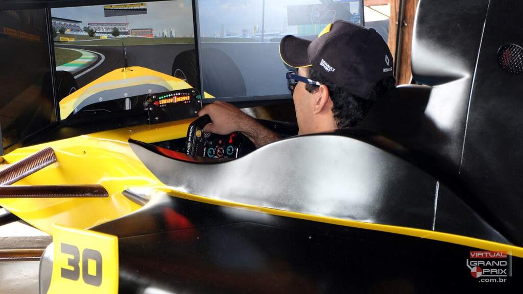 Simulador F1 Renault @ Fazenda Capuava (7)