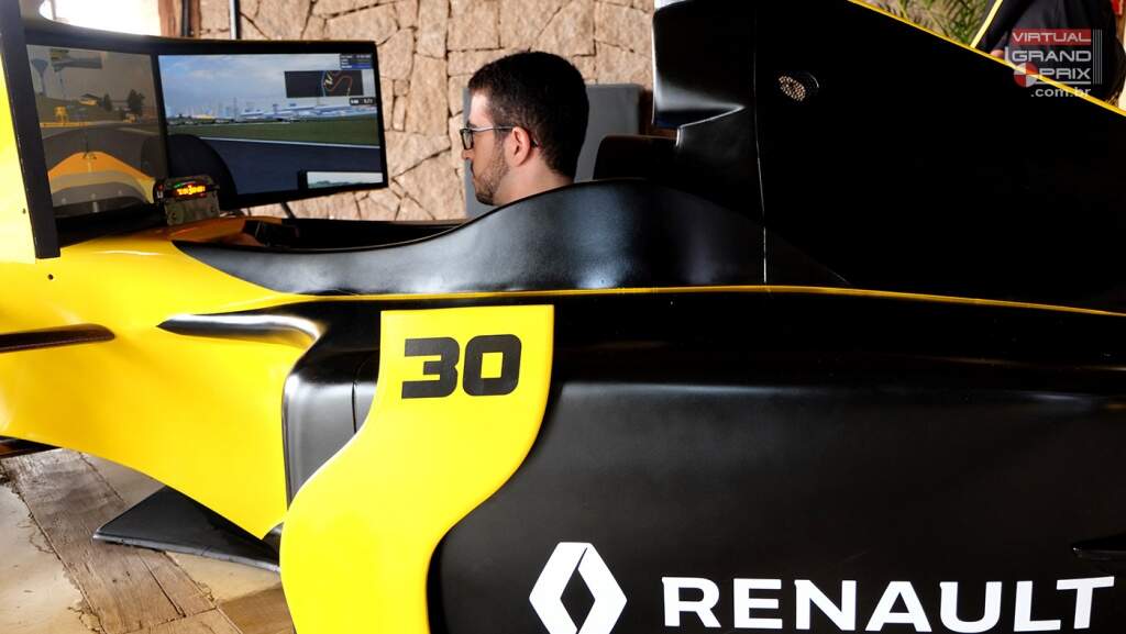 Simulador F1 Renault @ Fazenda Capuava (9)