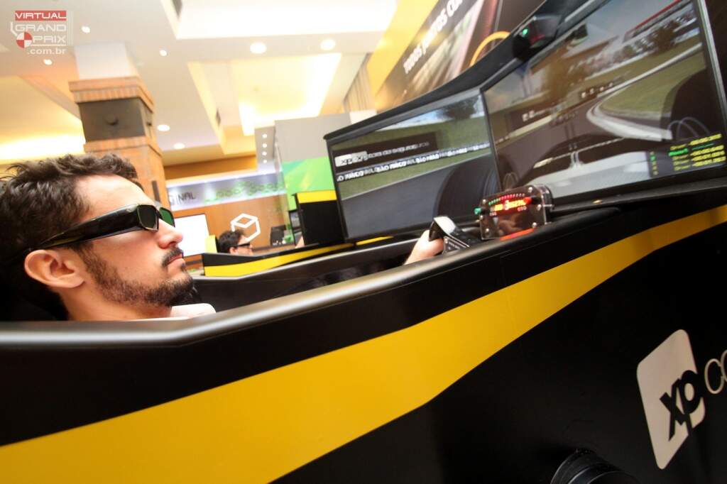 Simulador F1 com Oculos 3D e Movimento