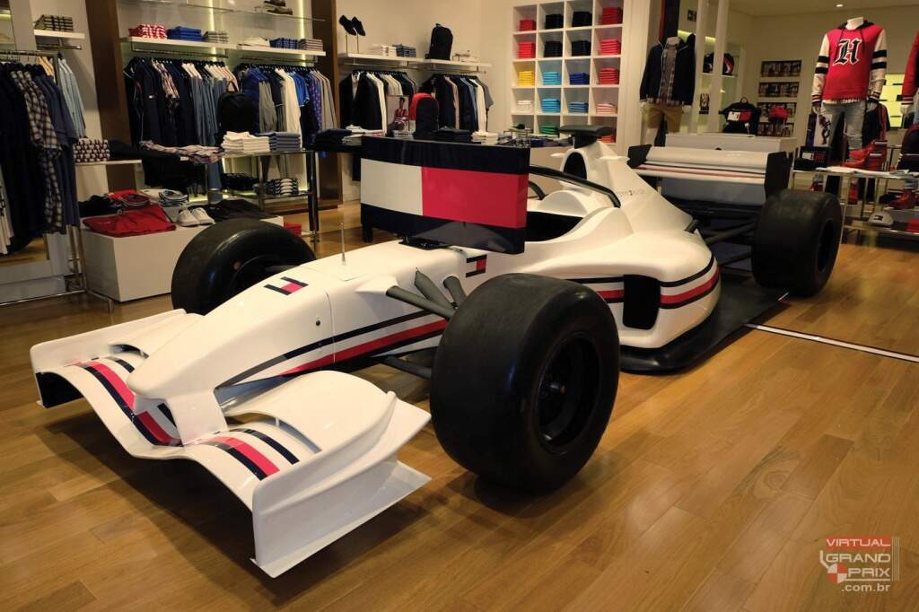 Simulador F1 max Tommy Hilfiger - Lewis Hamilton (12)