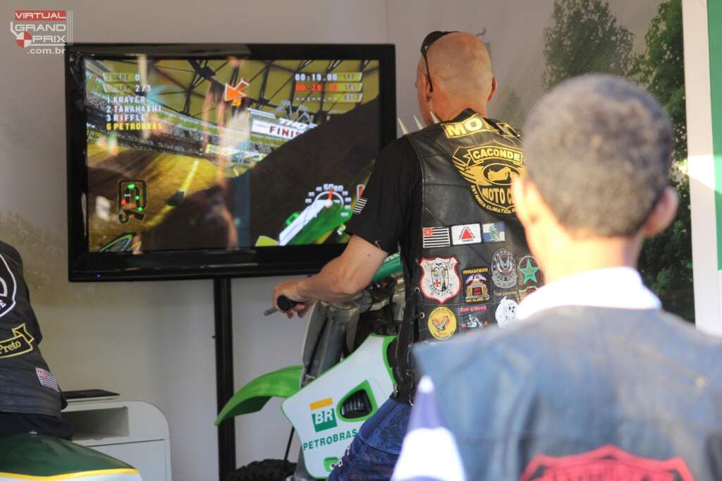 Simulador de Moto GP e Motocross Virtual Grand Prix  (5)