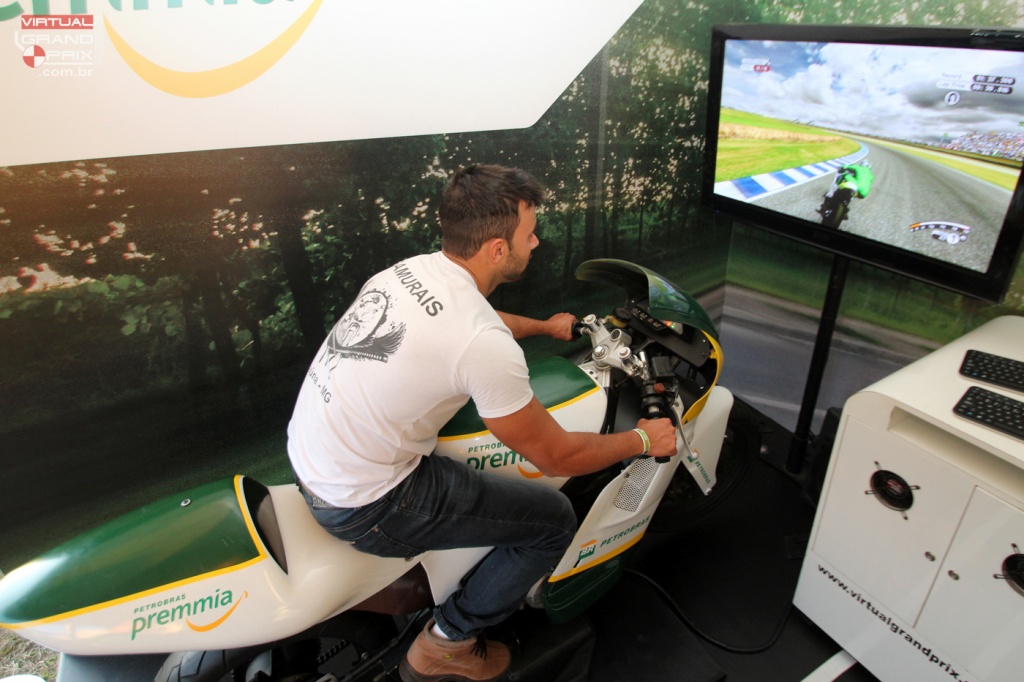Simulador de Moto GP e Motocross Virtual Grand Prix  (6)
