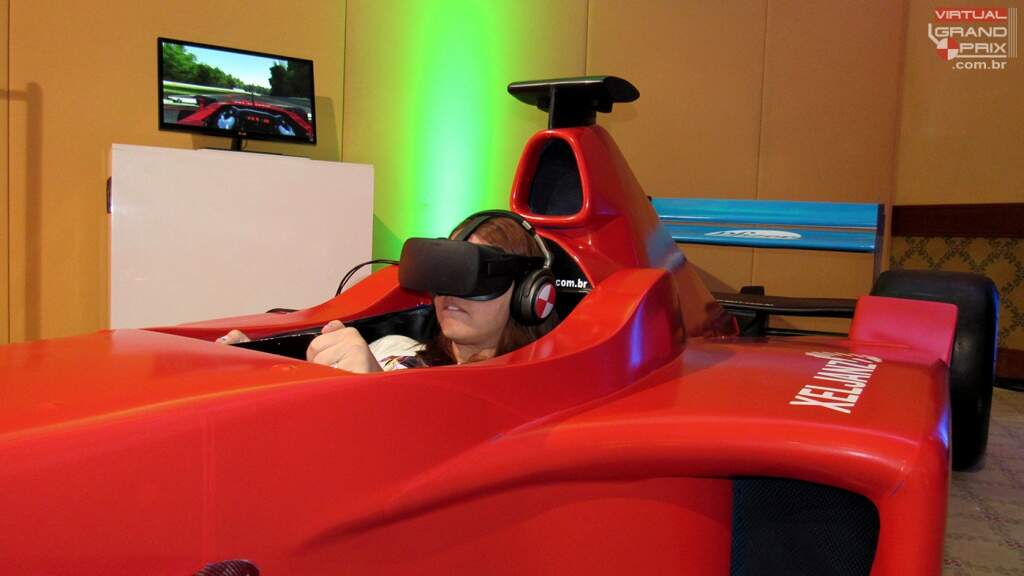 Virtual Reality F1 Simulator (2)